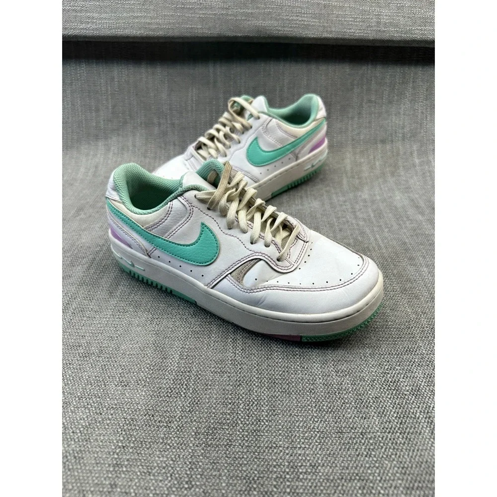 Nike Gamma Force FN7109-100 Womens 7.5 Athletic Shoes White Emerald Rise Sneaker